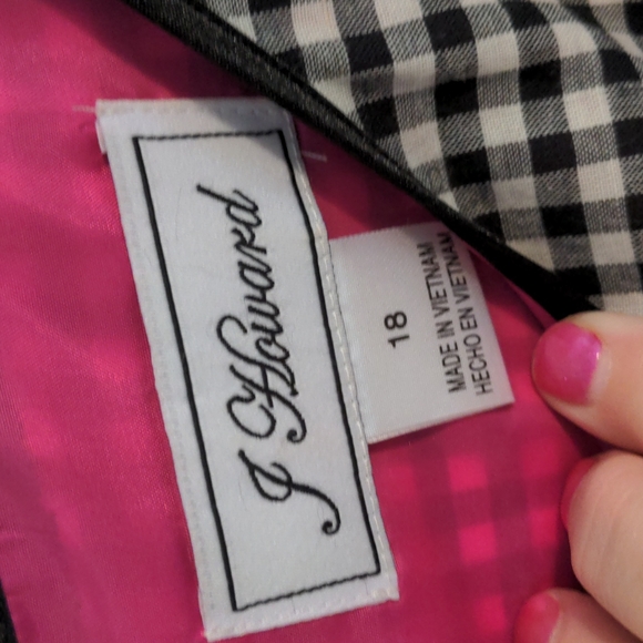 J Howard Dress - Picture 3 of 5